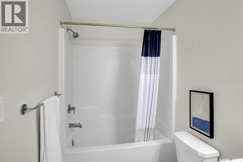 230 Kostiuk Crescent, Saskatoon, SK - Indoor Photo Showing Bathroom