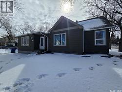 400 4th AVENUE E Assiniboia, SK S0H 0B0