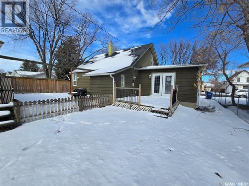 400 4Th Avenue E, Assiniboia, SK - Outdoor