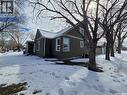 400 4Th Avenue E, Assiniboia, SK  - Outdoor 