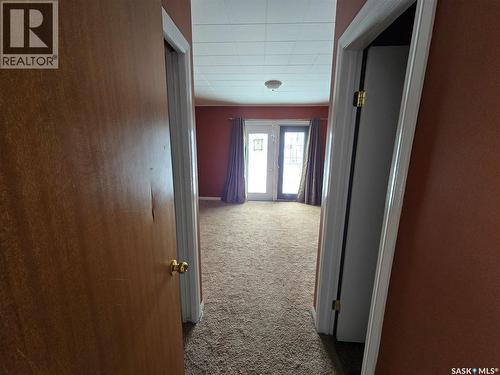 400 4Th Avenue E, Assiniboia, SK - Indoor Photo Showing Other Room