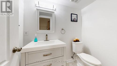 419 - 1400 The Esplanade North W, Pickering, ON - Indoor Photo Showing Bathroom