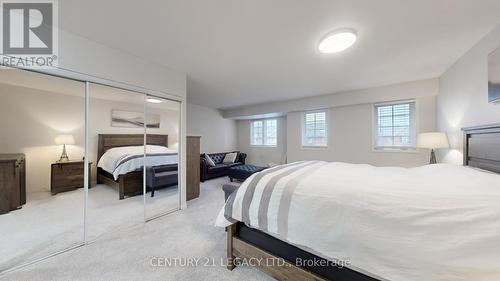 419 - 1400 The Esplanade North W, Pickering, ON - Indoor Photo Showing Bedroom