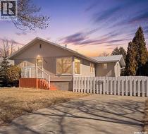 619 4th AVENUE NW  Swift Current, SK S9H 0V7