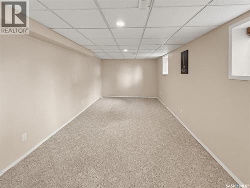 619 4Th Avenue Nw, Swift Current, SK - Indoor Photo Showing Other Room