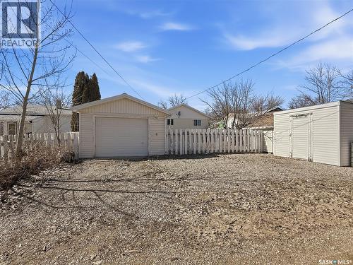 619 4Th Avenue Nw, Swift Current, SK - Outdoor