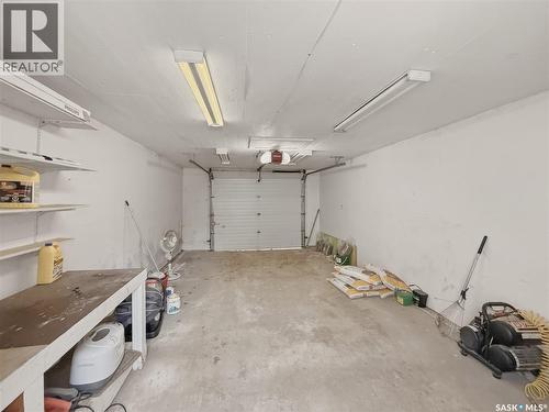 619 4Th Avenue Nw, Swift Current, SK - Indoor Photo Showing Garage