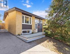 31 SUMNER ROAD London South (South T), ON N5Z 3Z1