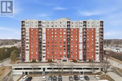 610 - 30 CHAPMAN COURT London North (North I), ON N6G 4Y4