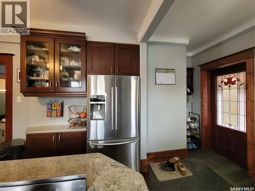 717 Coteau Avenue, Weyburn, SK - Indoor Photo Showing Kitchen