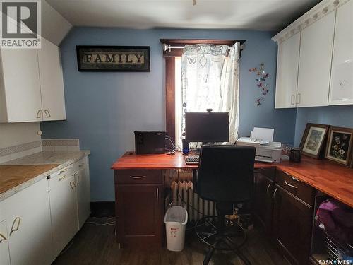 717 Coteau Avenue, Weyburn, SK - Indoor Photo Showing Office