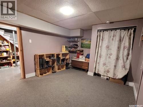 717 Coteau Avenue, Weyburn, SK - Indoor Photo Showing Other Room