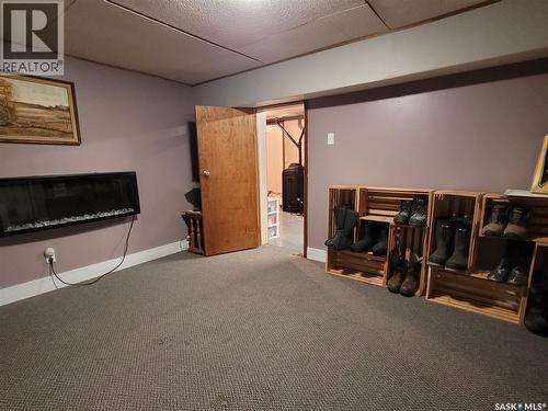 717 Coteau Avenue, Weyburn, SK - Indoor Photo Showing Other Room