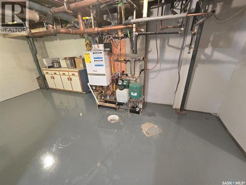 717 Coteau Avenue, Weyburn, SK - Indoor Photo Showing Basement
