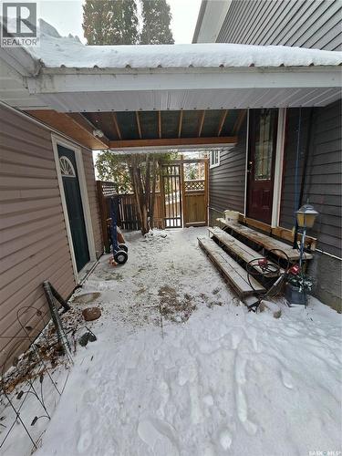 717 Coteau Avenue, Weyburn, SK - Outdoor