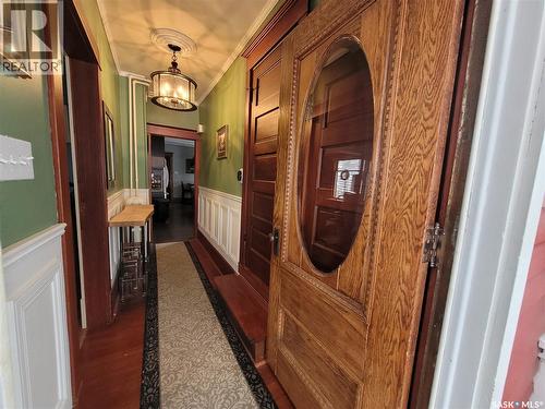 717 Coteau Avenue, Weyburn, SK - Indoor Photo Showing Other Room