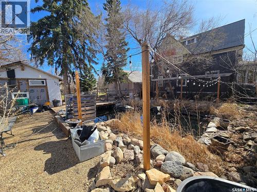 717 Coteau Avenue, Weyburn, SK - Outdoor