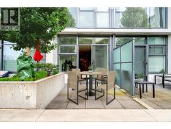 106 1777 W 7TH AVENUE Vancouver, BC V6J 0E5