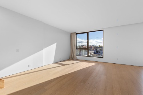 Salon - 4729 Av. Palm, Montréal (Le Sud-Ouest), QC - Indoor Photo Showing Other Room