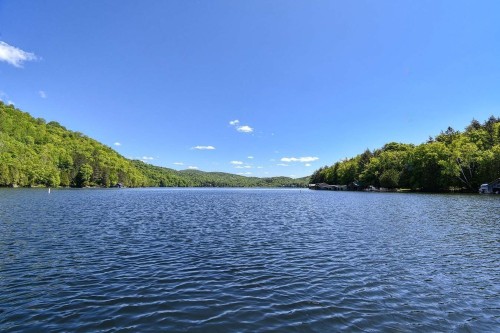 Vue sur l'eau - Lac-Des-Écorces, Barkmere, QC 