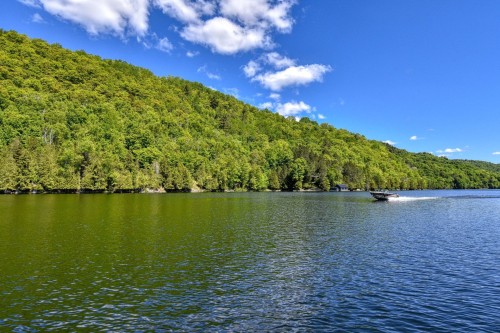 Vue sur l'eau - Lac-Des-Écorces, Barkmere, QC 