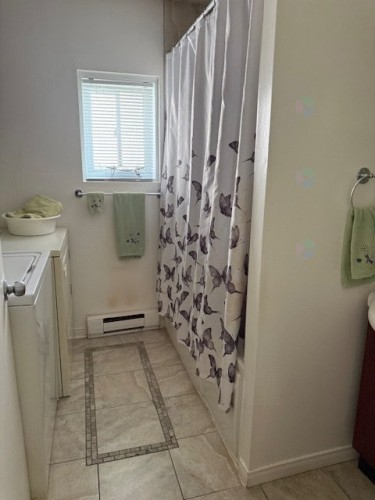 Salle de bains - 2119A Rue De Palerme, Laval (Vimont), QC - Indoor