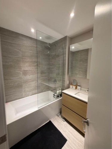 Salle de bains - 2105-950 Rue St-Antoine O., Montréal (Ville-Marie), QC - Indoor Photo Showing Bathroom