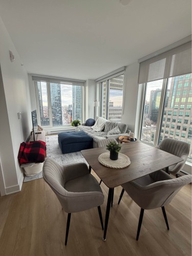 Salle à manger - 2105-950 Rue St-Antoine O., Montréal (Ville-Marie), QC - Indoor