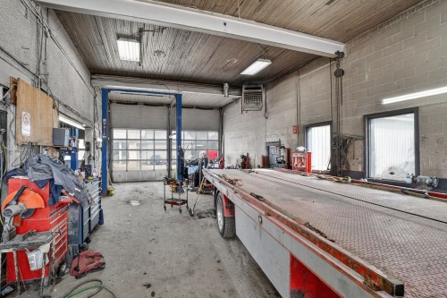 Bureau - 979Z Rue St-Isidore, Saint-Lin/Laurentides, QC 