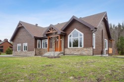 1150 Crois. de la Sablière  Sainte-Adèle, QC J8B 0G7