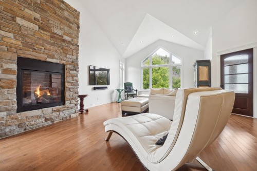 Salon - 1150 Crois. De La Sablière, Sainte-Adèle, QC - Indoor Photo Showing Living Room With Fireplace