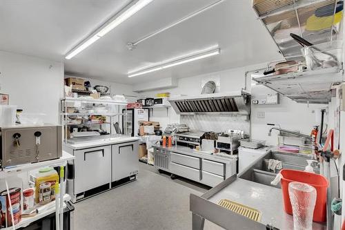 1969 Main St, Winnipeg, MB 