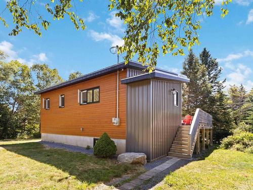 10 Silver Rock Road, Hunts Point, NS 