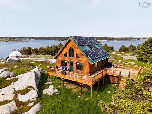 8 Simmons Island, West Dover, NS 
