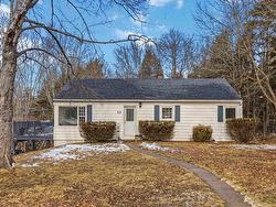 12/14 Laurie Street Waverley, NS B2R 1E4
