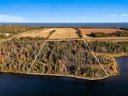 613 NORTH LAKE HARBOUR Road Lakeville, PE C0A 2B0