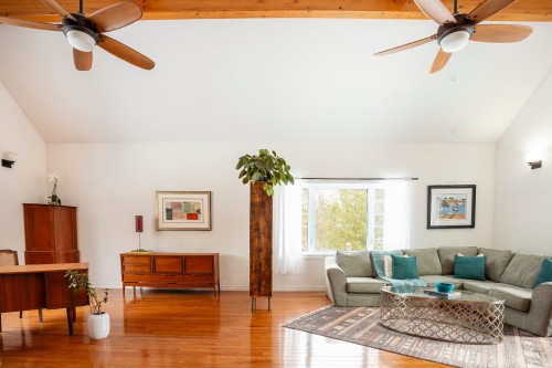 Family Room - 40 Ch. Davidson, La Pêche, QC - Indoor Photo Showing Living Room