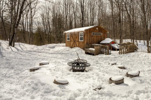 Courtyard - 40 Ch. Davidson, La Pêche, QC - Outdoor