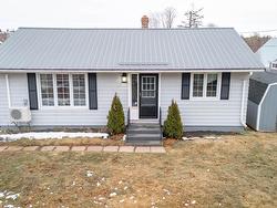 20422 TRANS CANADA Highway Crapaud, PE C0B 1J0