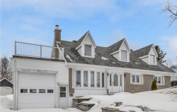 10905Z  - 10907Z Rue Charmont Québec (Les Rivières), QC G2A 2A8