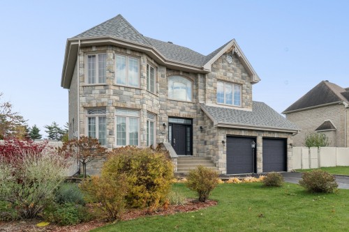 263 Rue des Échevins  Saint-Jean-Sur-Richelieu, QC J2W 1C6