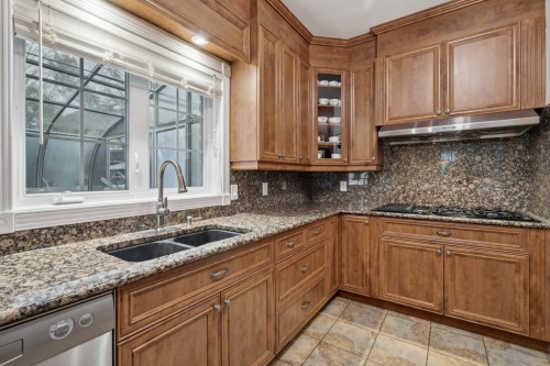 Cuisine - 263 Rue Des Échevins, Saint-Jean-Sur-Richelieu, QC - Indoor Photo Showing Kitchen With Double Sink