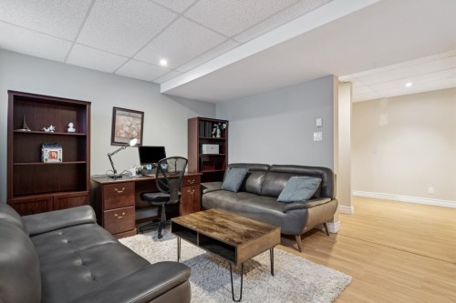 Salle familiale - 263 Rue Des Échevins, Saint-Jean-Sur-Richelieu, QC - Indoor Photo Showing Living Room