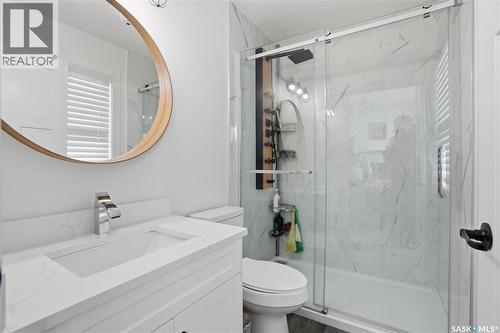 194 Sharma Lane, Saskatoon, SK - Indoor Photo Showing Bathroom