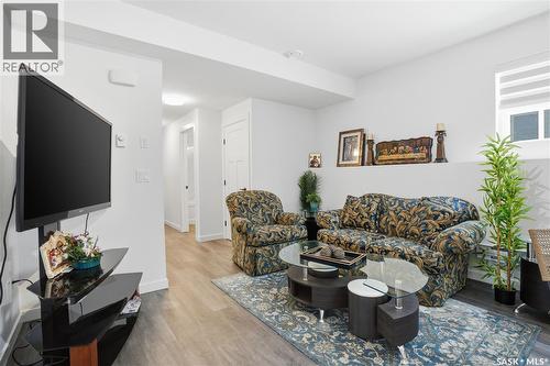 194 Sharma Lane, Saskatoon, SK - Indoor Photo Showing Living Room