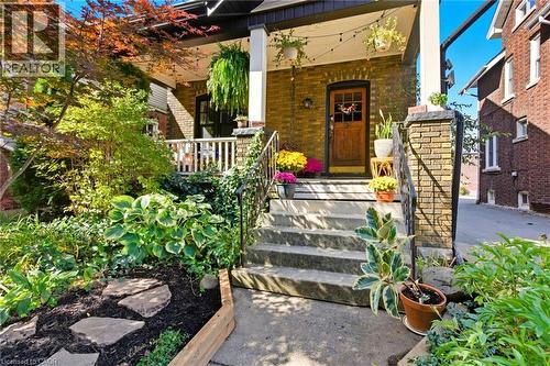 16 Burris Street, Hamilton, ON - Outdoor