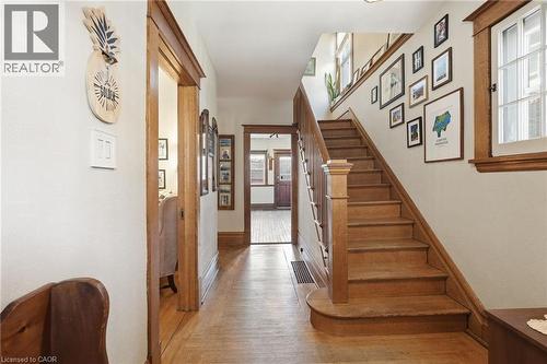 16 Burris Street, Hamilton, ON - Indoor Photo Showing Other Room