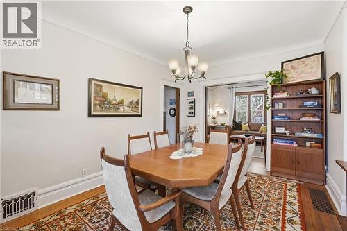 16 Burris Street, Hamilton, ON - Indoor Photo Showing Dining Room