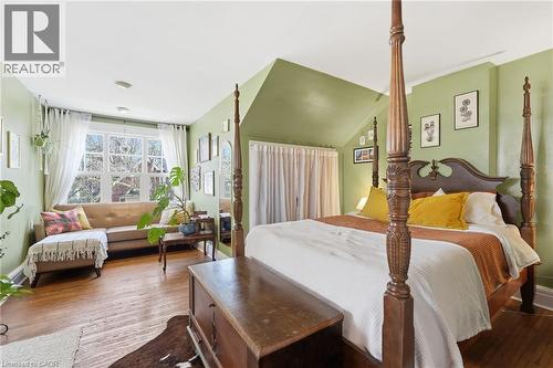 16 Burris Street, Hamilton, ON - Indoor Photo Showing Bedroom