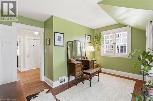 16 Burris Street, Hamilton, ON - Indoor Photo Showing Other Room